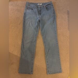Levi's Women's Straight Leg 505 Jeans in Medium Blue